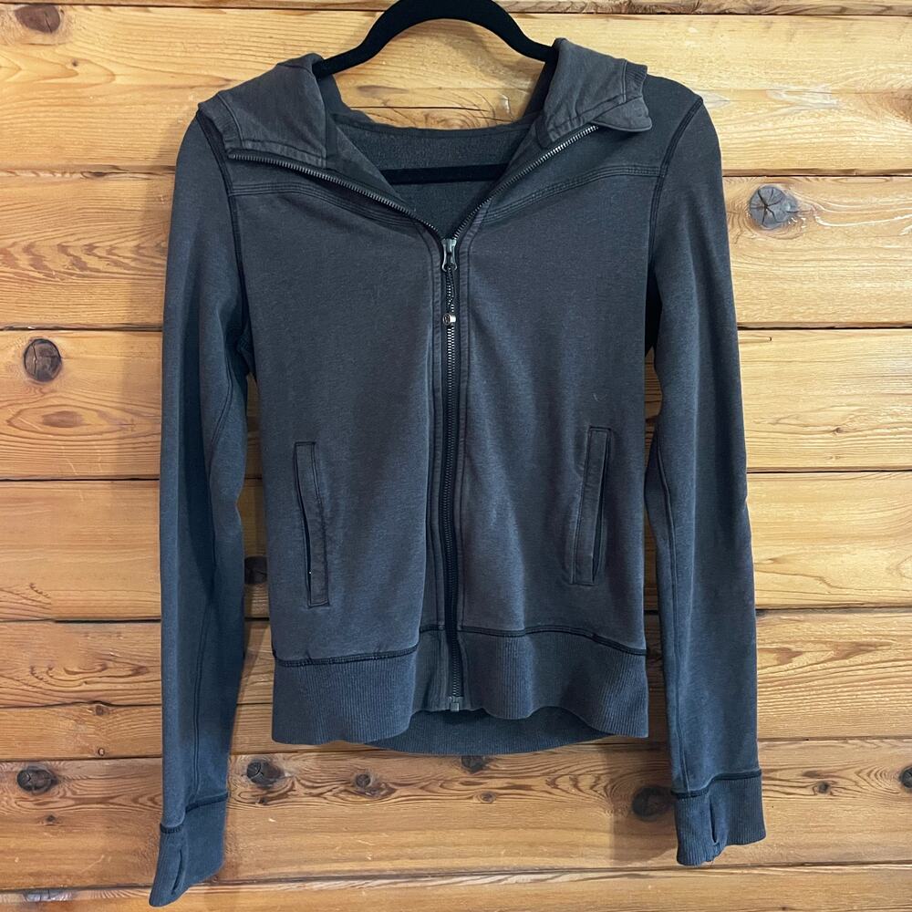 Lululemon Heathered Grey Athletic Lightweight Cozy Bliss Break Hoodie